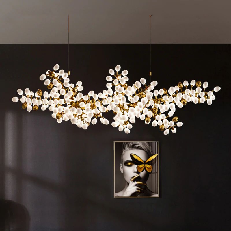 Escamoles Horizontal Grape Chandelier